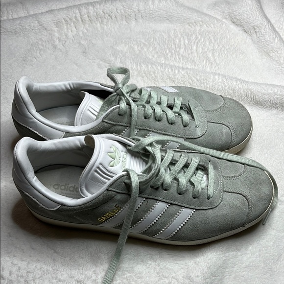 Adidas Green and White Sneakers with Suede Upper - Picture 14 of 15